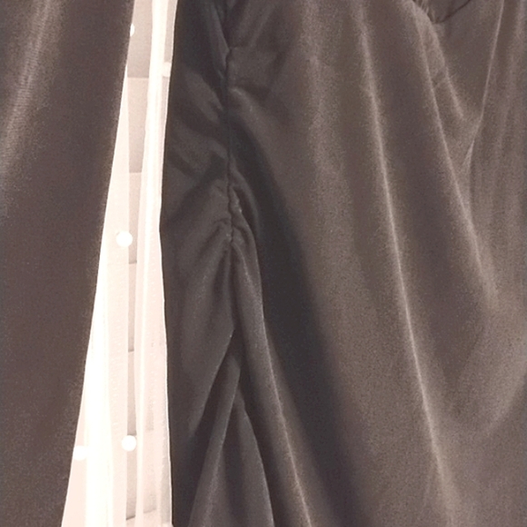 BOLD Elements Woman's Black V-neck Long Sleeve Blouse, Size:  L, NWT - Picture 10 of 10